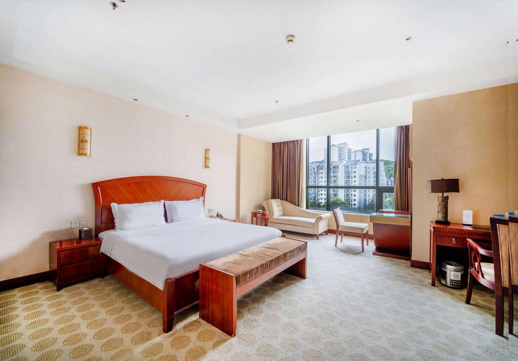 Hotel Ramada Plaza By Wyndham Chongqing West Exterior foto