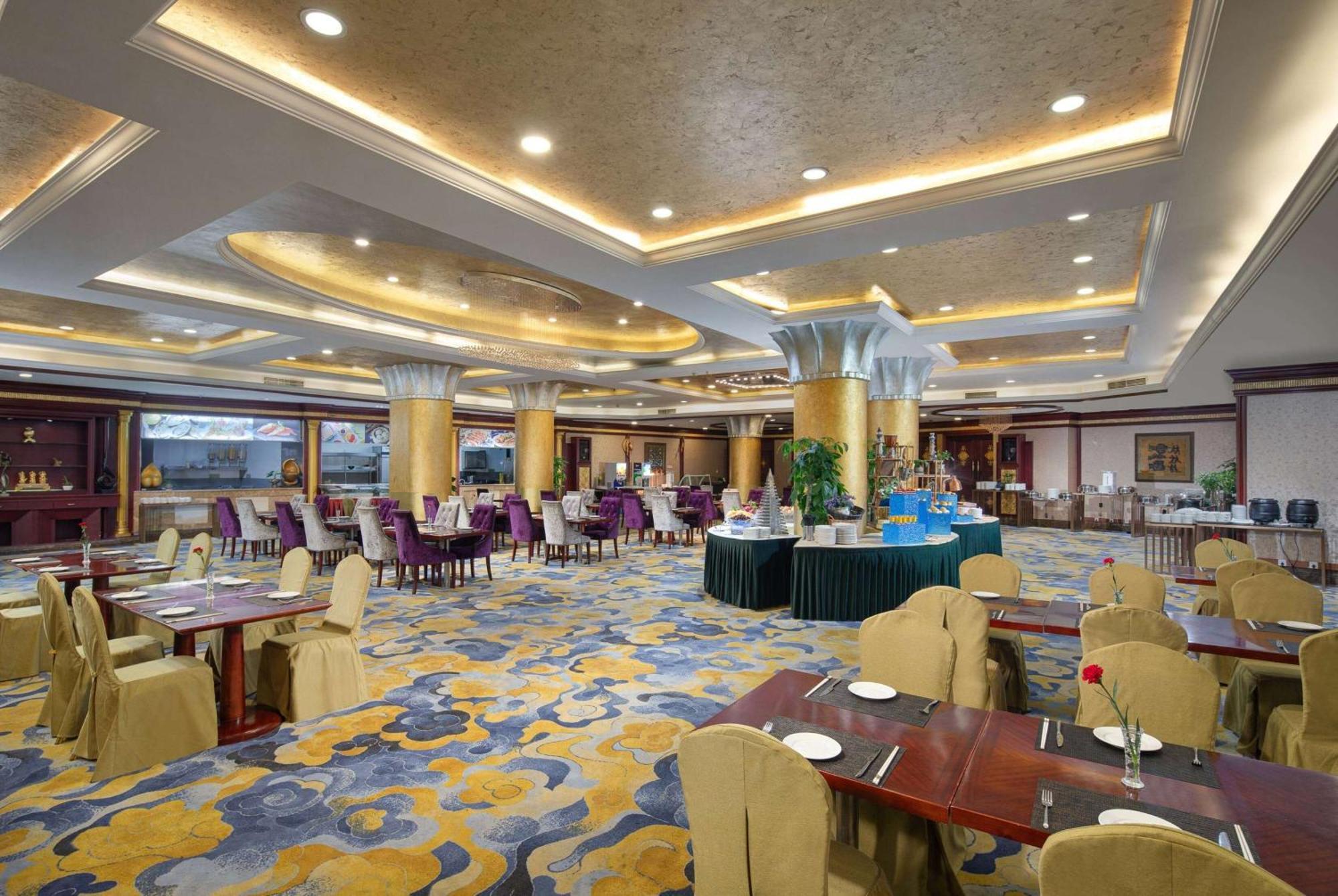 Hotel Ramada Plaza By Wyndham Chongqing West Exterior foto
