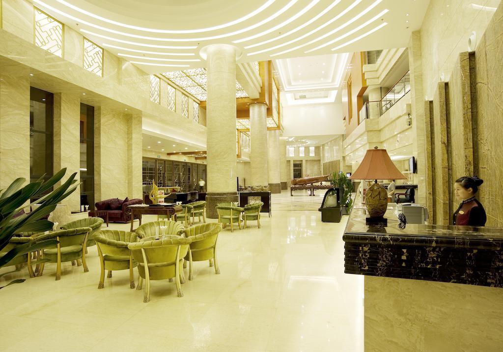 Hotel Ramada Plaza By Wyndham Chongqing West Exterior foto